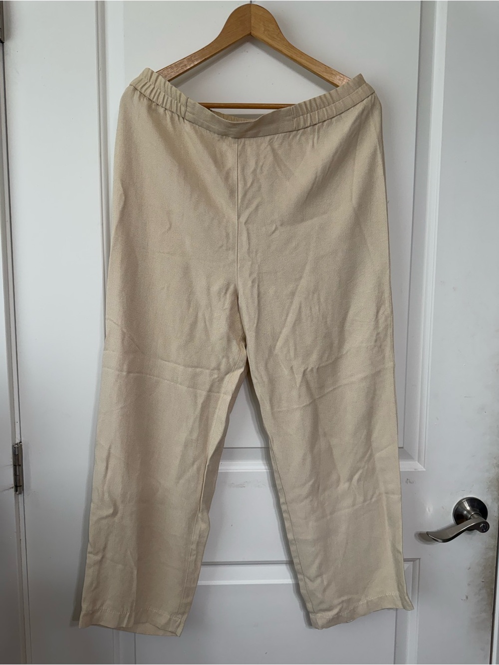 Casual Elastic-Waist Cream Pants